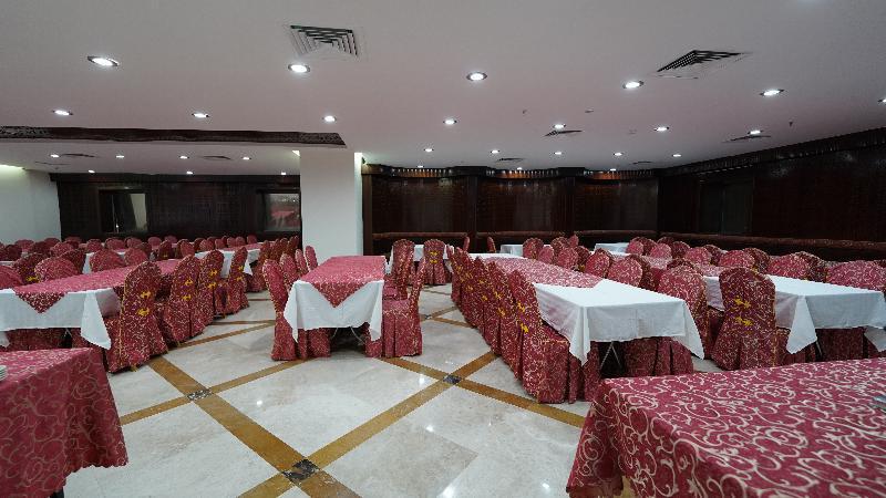 Al Kiram Hotel Al Azizia Мека Екстериор снимка
