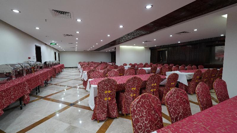 Al Kiram Hotel Al Azizia Мека Екстериор снимка