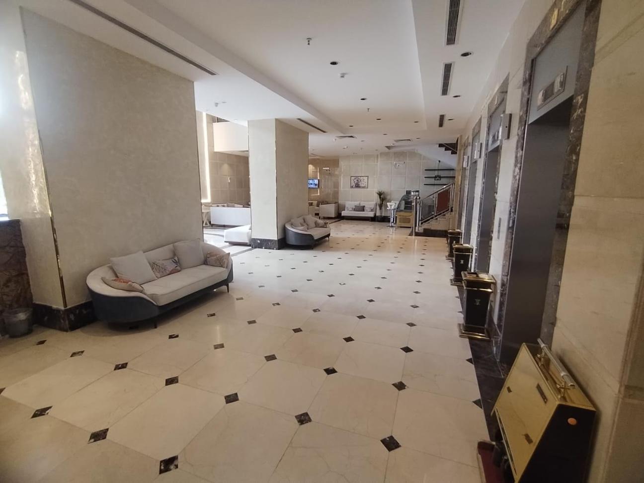 Al Kiram Hotel Al Azizia Мека Екстериор снимка