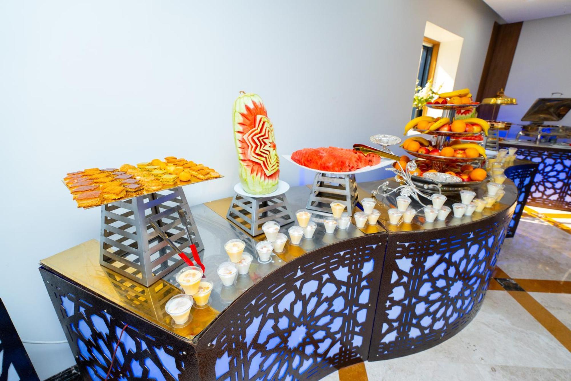 Al Kiram Hotel Al Azizia Мека Екстериор снимка