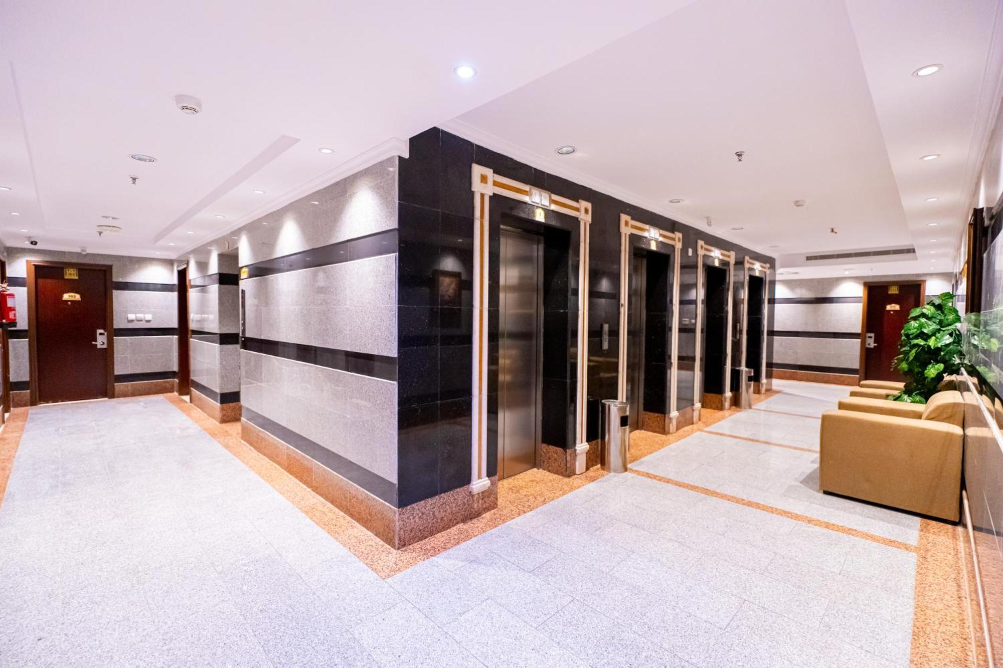 Al Kiram Hotel Al Azizia Мека Екстериор снимка